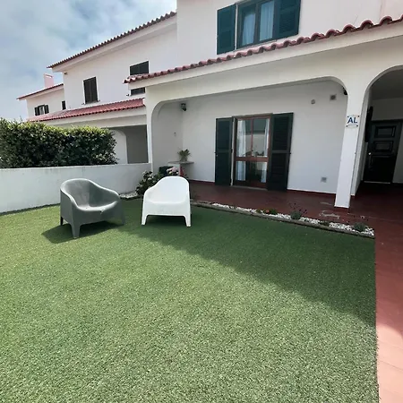 Philip's House * Ferrel (Leiria)